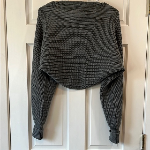 Echo Gray Chunky Knit Open Front Bolero Shrug with Long Sleeves - One Size - Picture 7 of 12